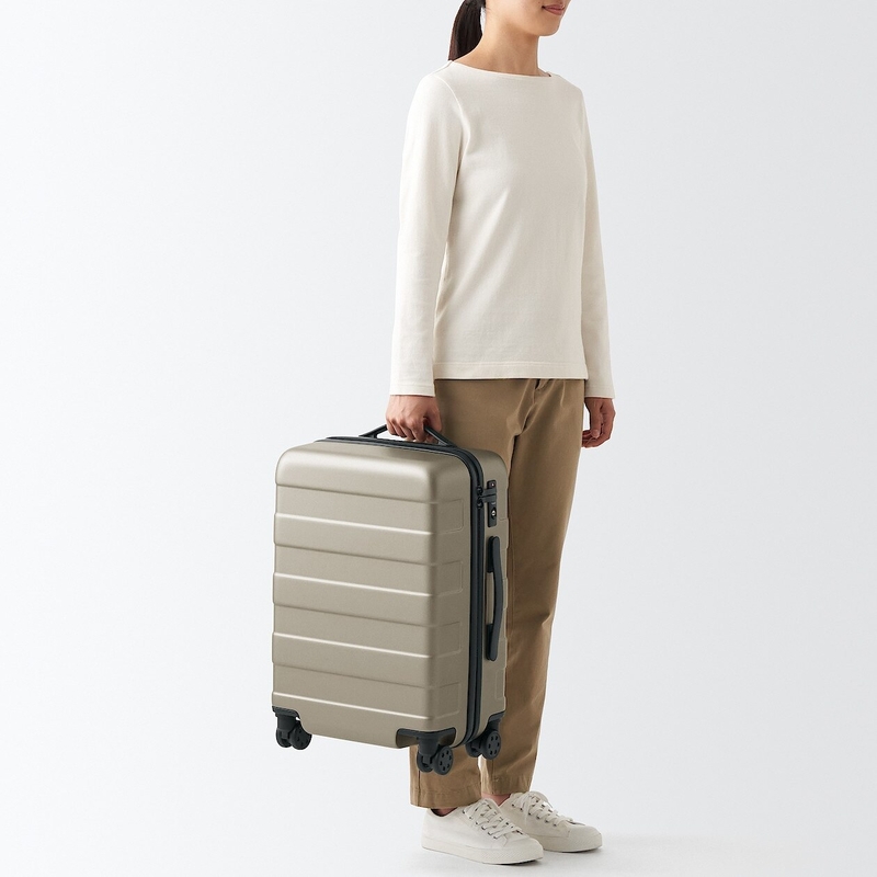 Carry on luggage muji hot sale