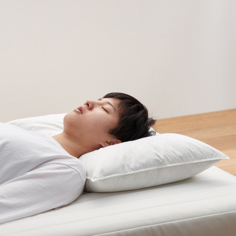 Feather pillow top 2025