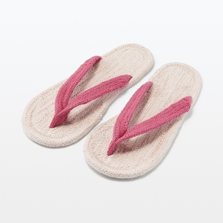 Muji flip flops top